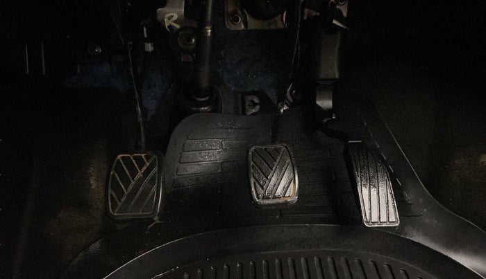 2022 Maruti IGNIS ZETA 1.2, Petrol, Manual, 3,348 km, Pedals