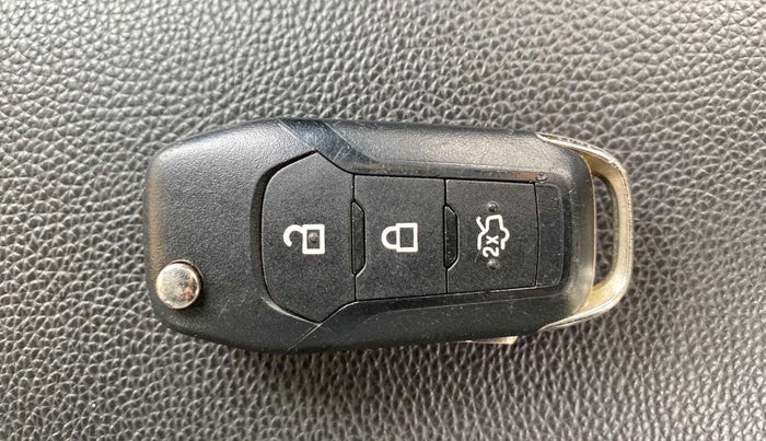 2019 Ford FREESTYLE TREND PLUS 1.2 PETROL, Petrol, Manual, 34,531 km, Key Close Up