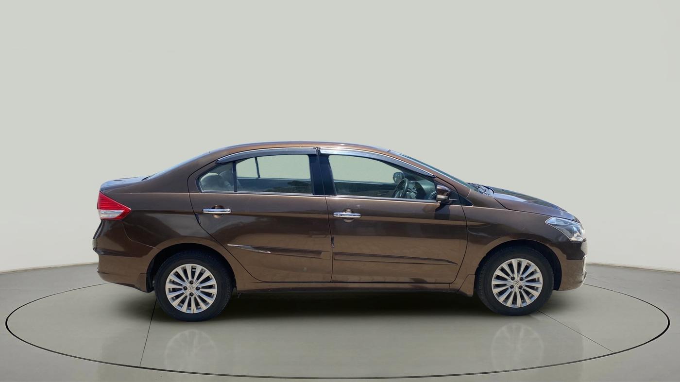 2016 Maruti Ciaz ZXI, Petrol, Manual, 94,552 km, Right Side
