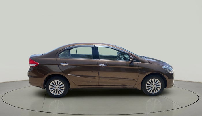 2016 Maruti Ciaz ZXI, Petrol, Manual, 94,552 km, Right Side