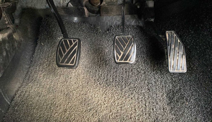 2017 Maruti Baleno DELTA DIESEL 1.3, Diesel, Manual, 51,417 km, Pedals