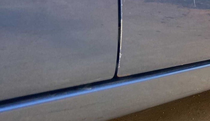 2015 Maruti Baleno DELTA DIESEL 1.3, Diesel, Manual, 64,012 km, Right running board - Minor scratches