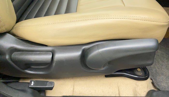 2015 Honda City 1.5L I-VTEC V MT, Petrol, Manual, 82,331 km, Driver Side Adjustment Panel