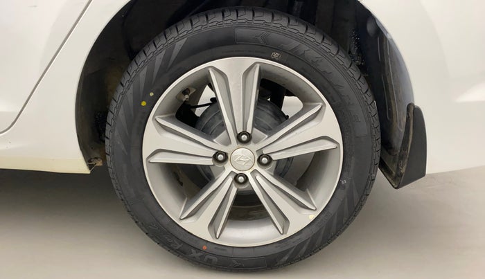 2019 Hyundai Verna 1.6 VTVT SX, Petrol, Manual, 62,608 km, Left Rear Wheel