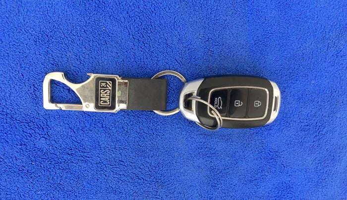 2019 Hyundai Verna 1.6 VTVT SX, Petrol, Manual, 62,608 km, Key Close Up