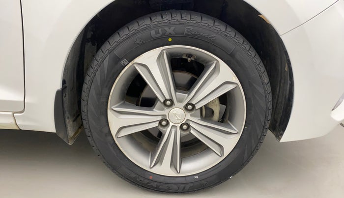 2019 Hyundai Verna 1.6 VTVT SX, Petrol, Manual, 62,608 km, Right Front Wheel