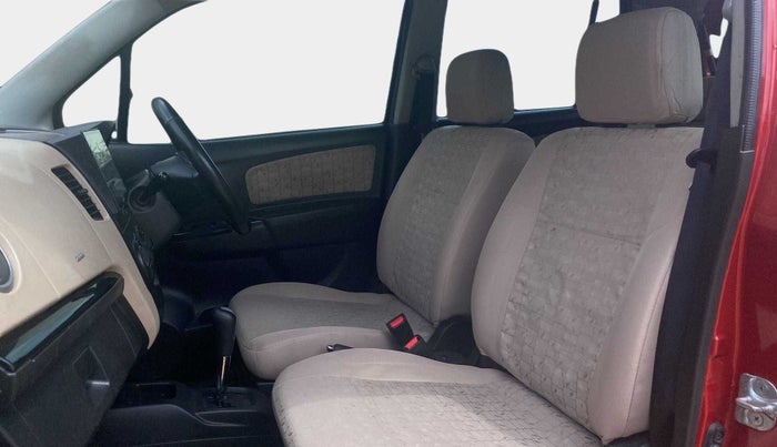 2017 Maruti Wagon R 1.0 VXI AMT, Petrol, Automatic, 60,939 km, Right Side Front Door Cabin