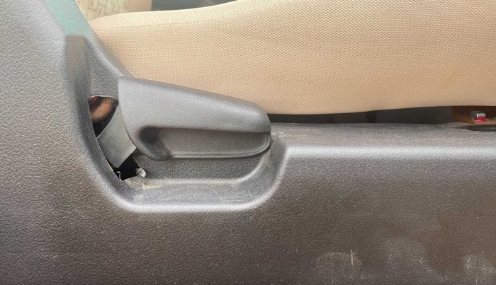 2017 Maruti Wagon R 1.0 VXI AMT, Petrol, Automatic, 60,939 km, Driver Side Adjustment Panel
