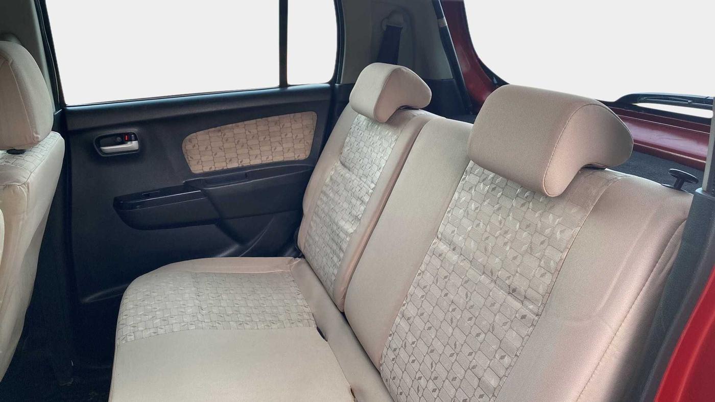 2017 Maruti Wagon R 1.0 VXI AMT, Petrol, Automatic, 60,939 km, Right Side Rear Door Cabin