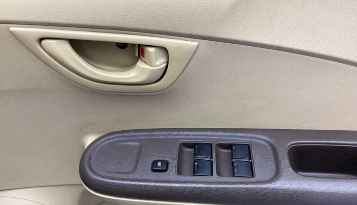 2013 Honda Amaze 1.2L I-VTEC EX, Petrol, Manual, 68,016 km, Driver Side Door Panels Control