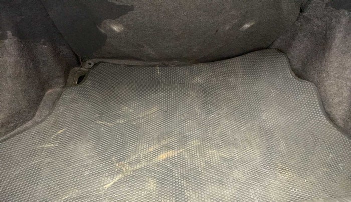 2013 Honda Amaze 1.2L I-VTEC EX, Petrol, Manual, 68,016 km, Boot Inside