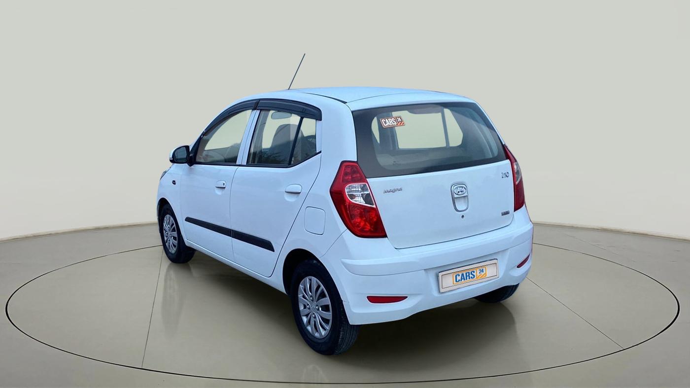 2013 Hyundai i10 MAGNA 1.2, Petrol, Manual, 30,287 km, Left Back Diagonal