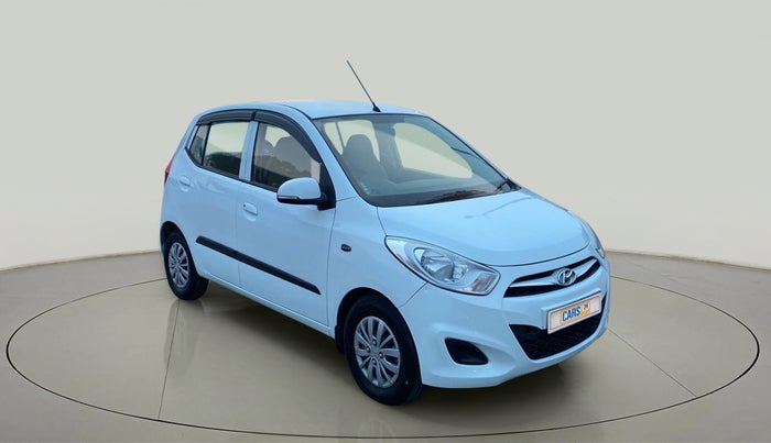 2013 Hyundai i10 MAGNA 1.2, Petrol, Manual, 30,287 km, Right Front Diagonal