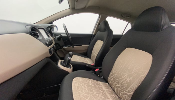 2019 Hyundai Grand i10 ASTA 1.2 KAPPA VTVT, Petrol, Manual, 34,321 km, Right Side Front Door Cabin