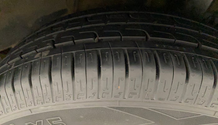 2019 Hyundai Grand i10 ASTA 1.2 KAPPA VTVT, Petrol, Manual, 34,321 km, Left Rear Tyre Tread