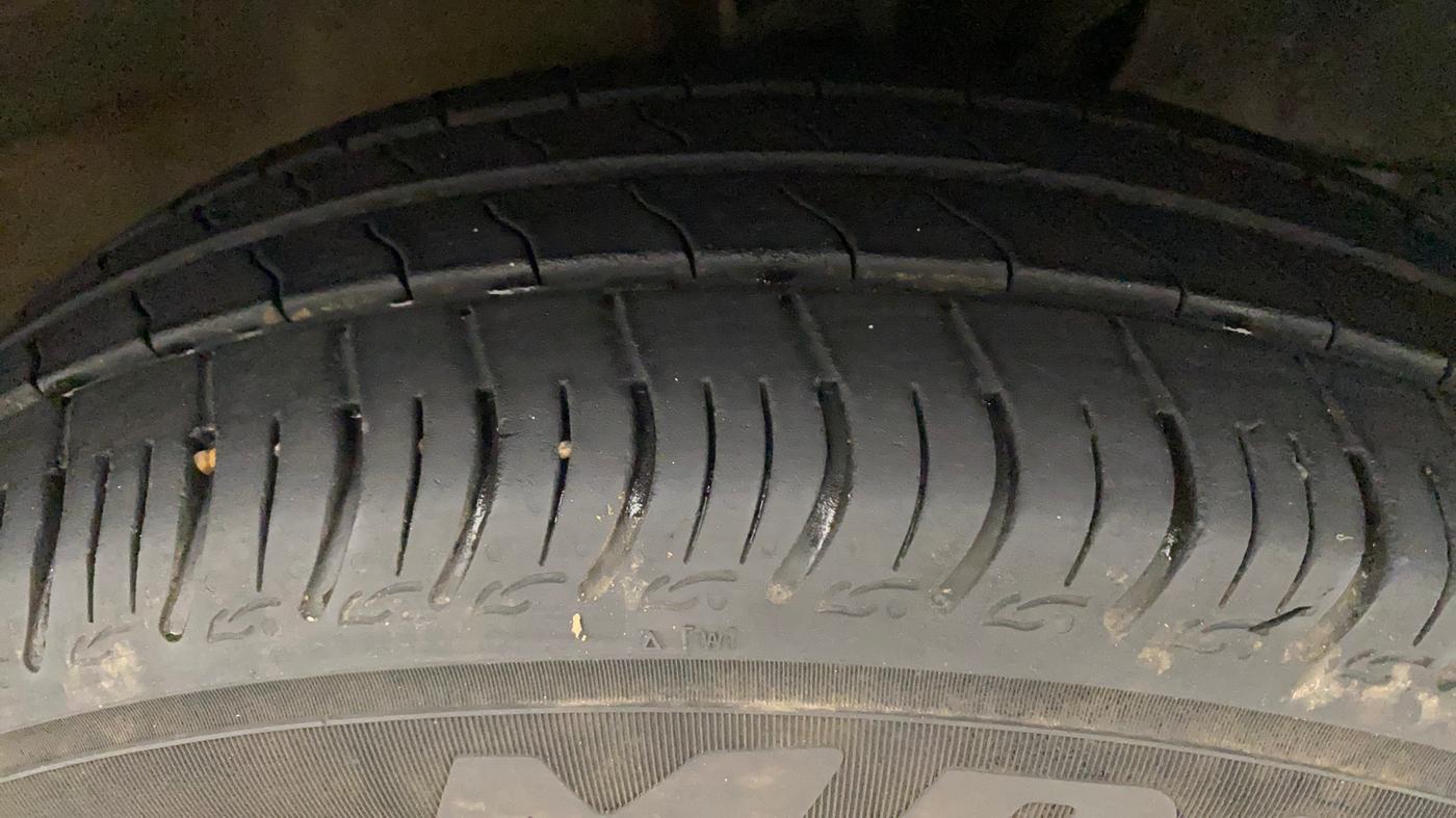 2023 Maruti New Wagon-R ZXI PLUS 1.2 AMT, Petrol, Automatic, 20,634 km, Right Front Tyre Tread