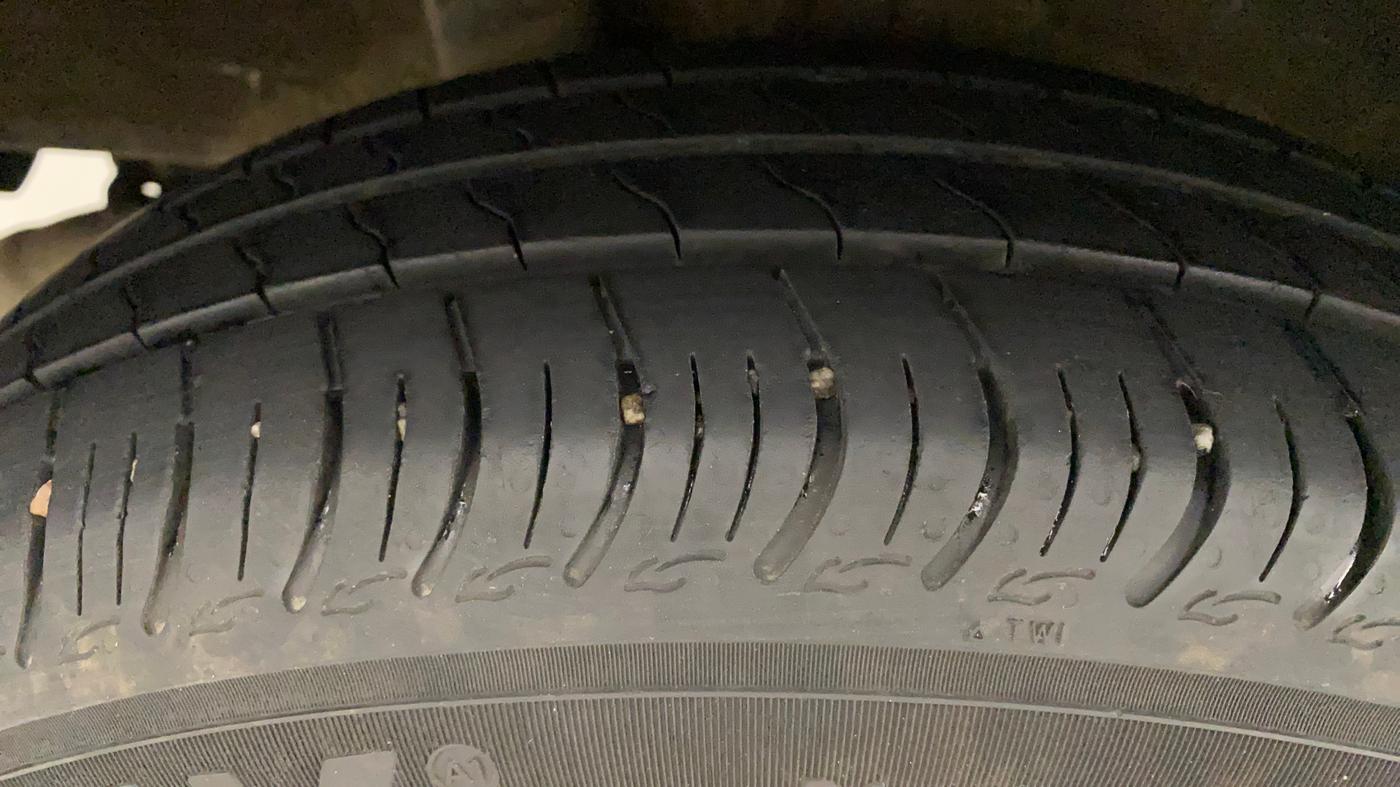 2023 Maruti New Wagon-R ZXI PLUS 1.2 AMT, Petrol, Automatic, 20,634 km, Right Rear Tyre Tread
