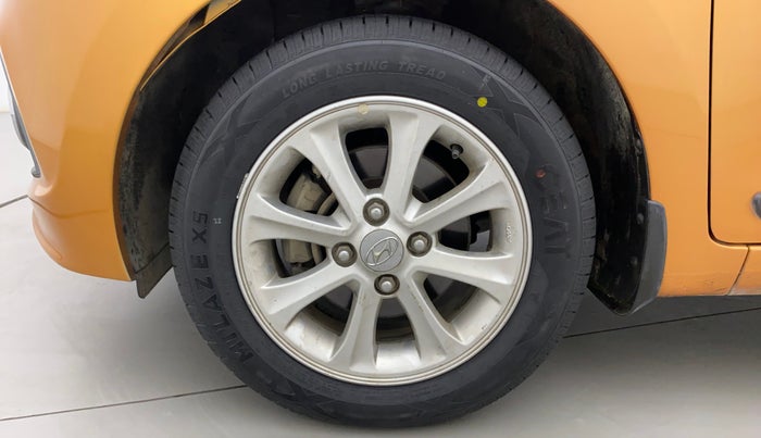 2016 Hyundai Grand i10 ASTA AT 1.2 KAPPA VTVT, Petrol, Automatic, 20,514 km, Left Front Wheel