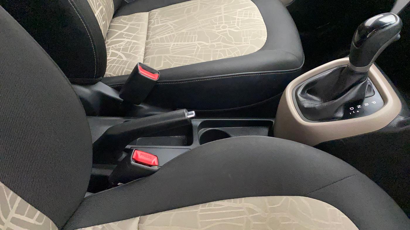 2016 Hyundai Grand i10 ASTA AT 1.2 KAPPA VTVT, Petrol, Automatic, 20,514 km, Gear Lever