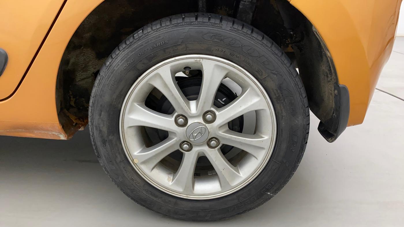 2016 Hyundai Grand i10 ASTA AT 1.2 KAPPA VTVT, Petrol, Automatic, 20,514 km, Left Rear Wheel