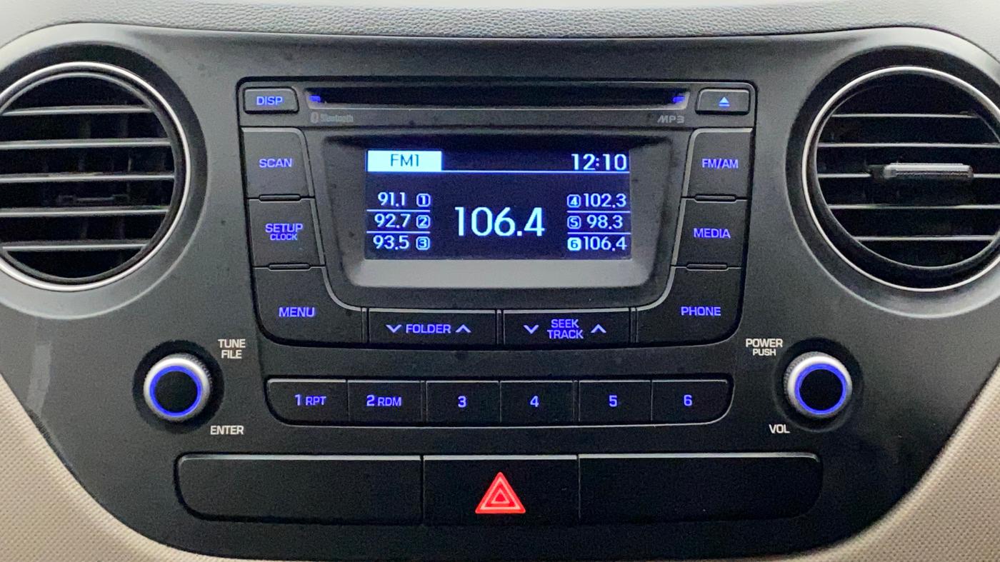 2016 Hyundai Grand i10 ASTA AT 1.2 KAPPA VTVT, Petrol, Automatic, 20,514 km, Infotainment System