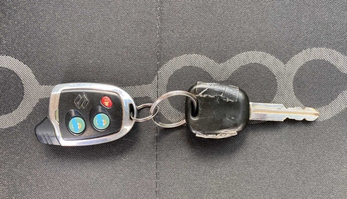 2015 Maruti Alto 800 LXI, Petrol, Manual, 48,319 km, Key Close Up