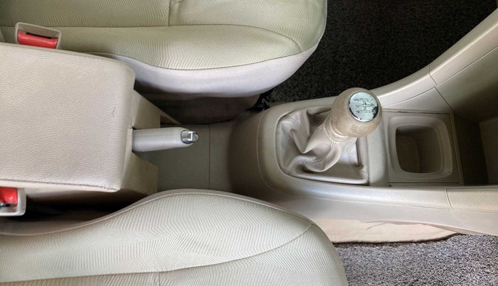 2017 Maruti Ertiga ZXI, Petrol, Manual, 78,609 km, Gear Lever