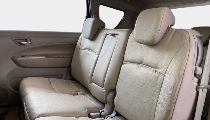 2017 Maruti Ertiga ZXI, Petrol, Manual, 78,609 km, Right Side Rear Door Cabin