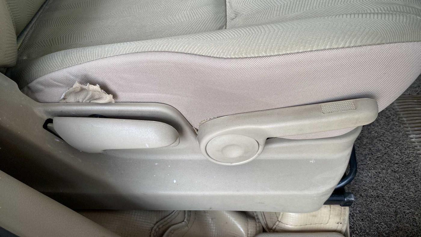 2017 Maruti Ertiga ZXI, Petrol, Manual, 78,609 km, Driver Side Adjustment Panel