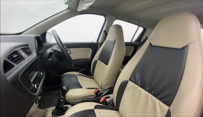 2019 Maruti Alto VXI, Petrol, Manual, 17,736 km, Right Side Front Door Cabin