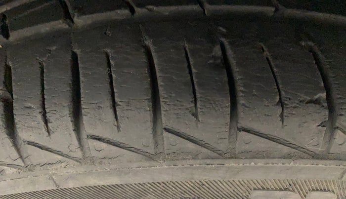 2019 Maruti Alto VXI, Petrol, Manual, 17,736 km, Left Rear Tyre Tread