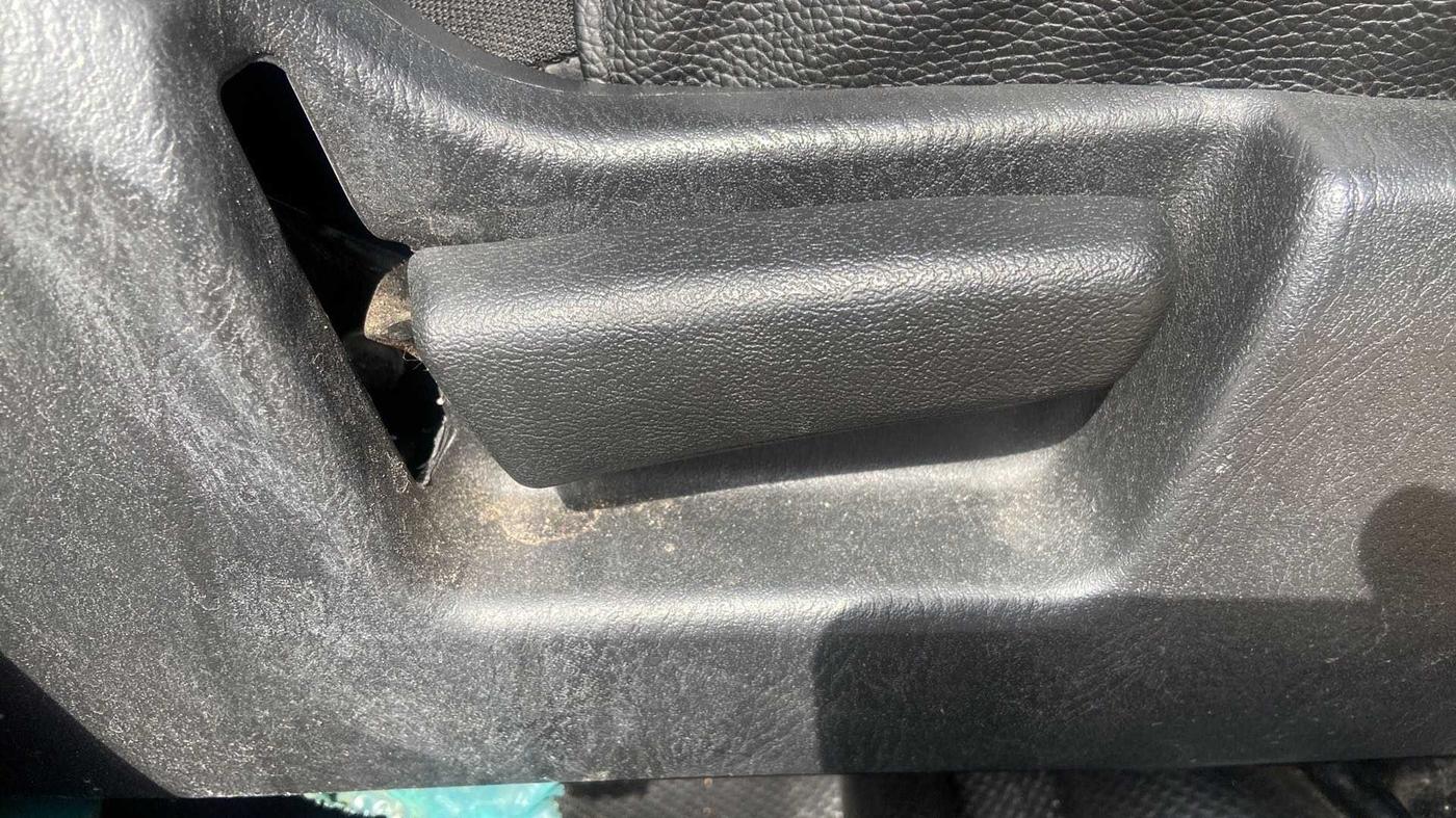 2021 Maruti Alto VXI PLUS, Petrol, Manual, 28,158 km, Driver Side Adjustment Panel