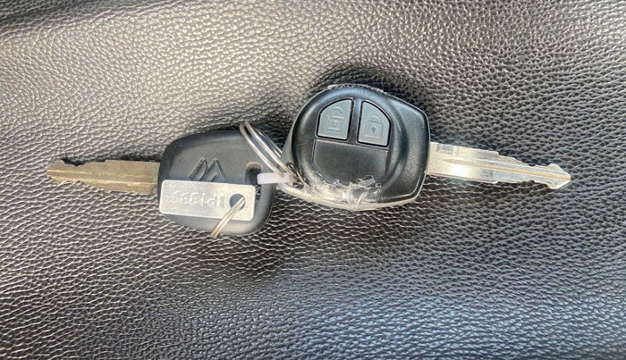 2021 Maruti Alto VXI PLUS, Petrol, Manual, 28,158 km, Key Close Up