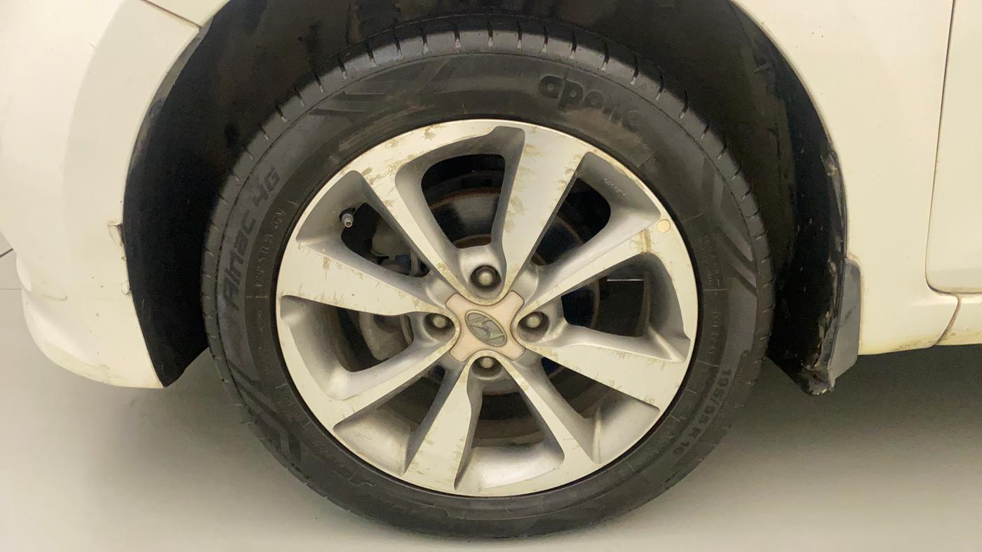 2016 Hyundai Elite i20 ASTA 1.4 CRDI (O), Diesel, Manual, 31,353 km, Left Front Wheel