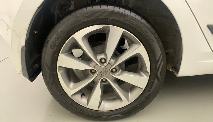 2016 Hyundai Elite i20 ASTA 1.4 CRDI (O), Diesel, Manual, 31,353 km, Right Rear Wheel