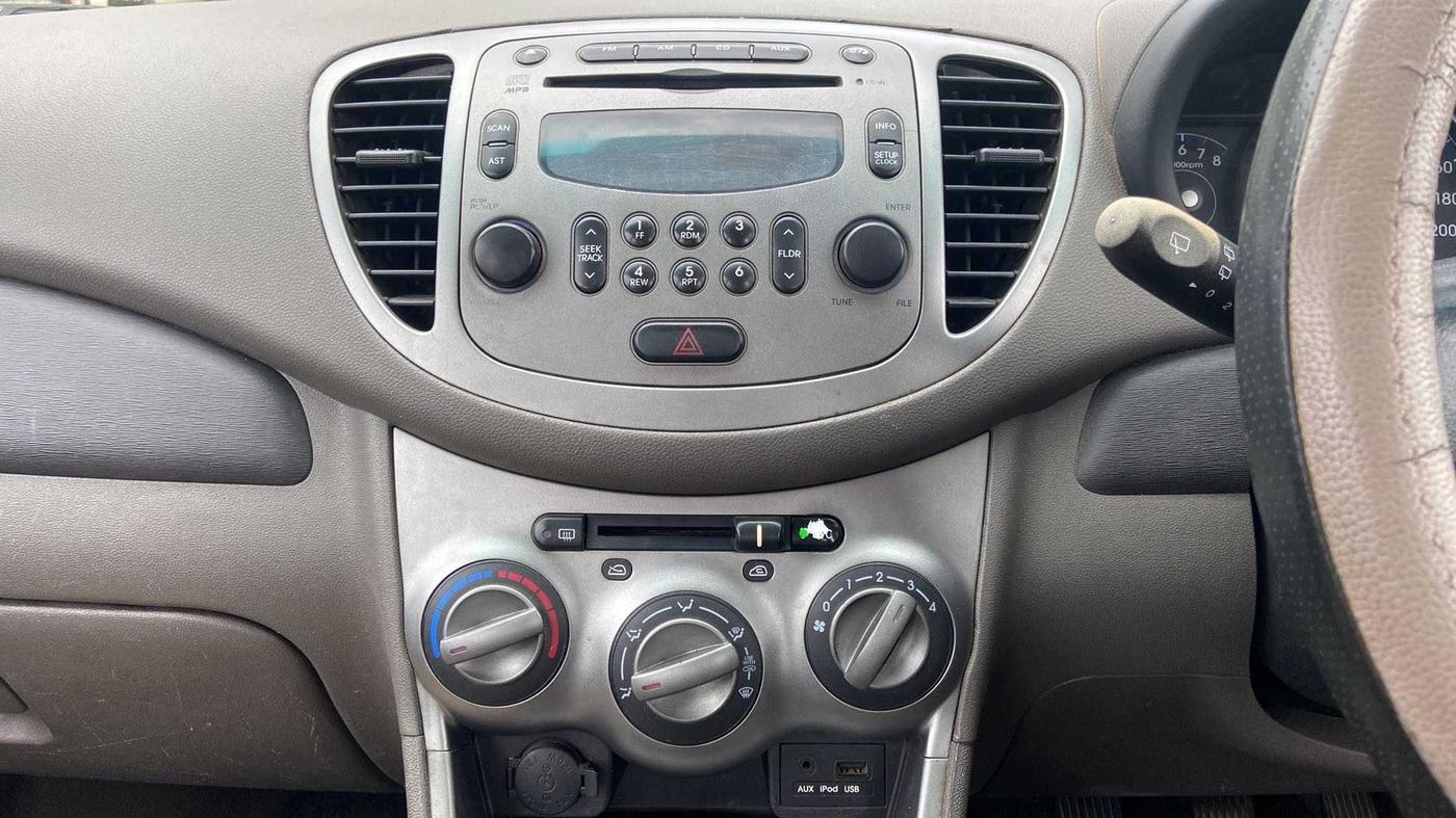 2011 Hyundai i10 SPORTZ 1.2, Petrol, Manual, 89,916 km, Air Conditioner