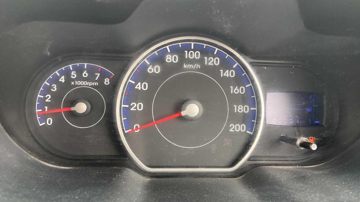 2011 Hyundai i10 SPORTZ 1.2, Petrol, Manual, 89,916 km, Odometer Image
