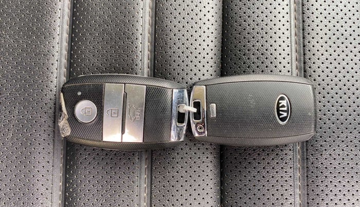 2019 KIA SELTOS GTK 1.4 PETROL, Petrol, Manual, 34,598 km, Key Close Up