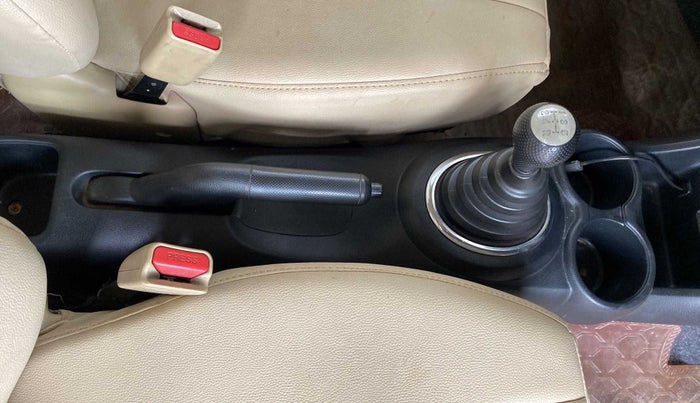 2015 Honda Brio S MT, Petrol, Manual, 99,852 km, Gear Lever