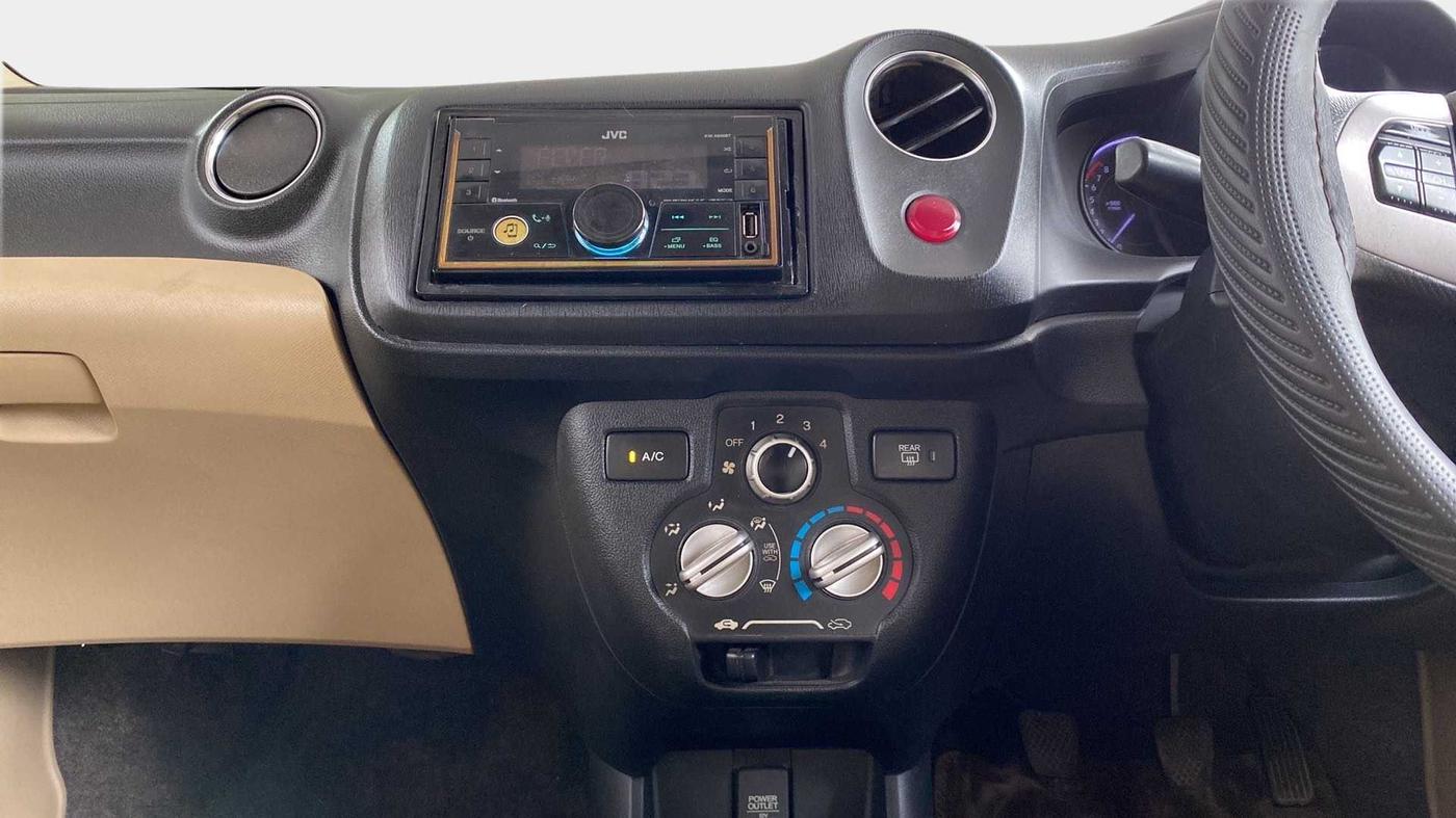 2015 Honda Brio S MT, Petrol, Manual, 99,852 km, Air Conditioner