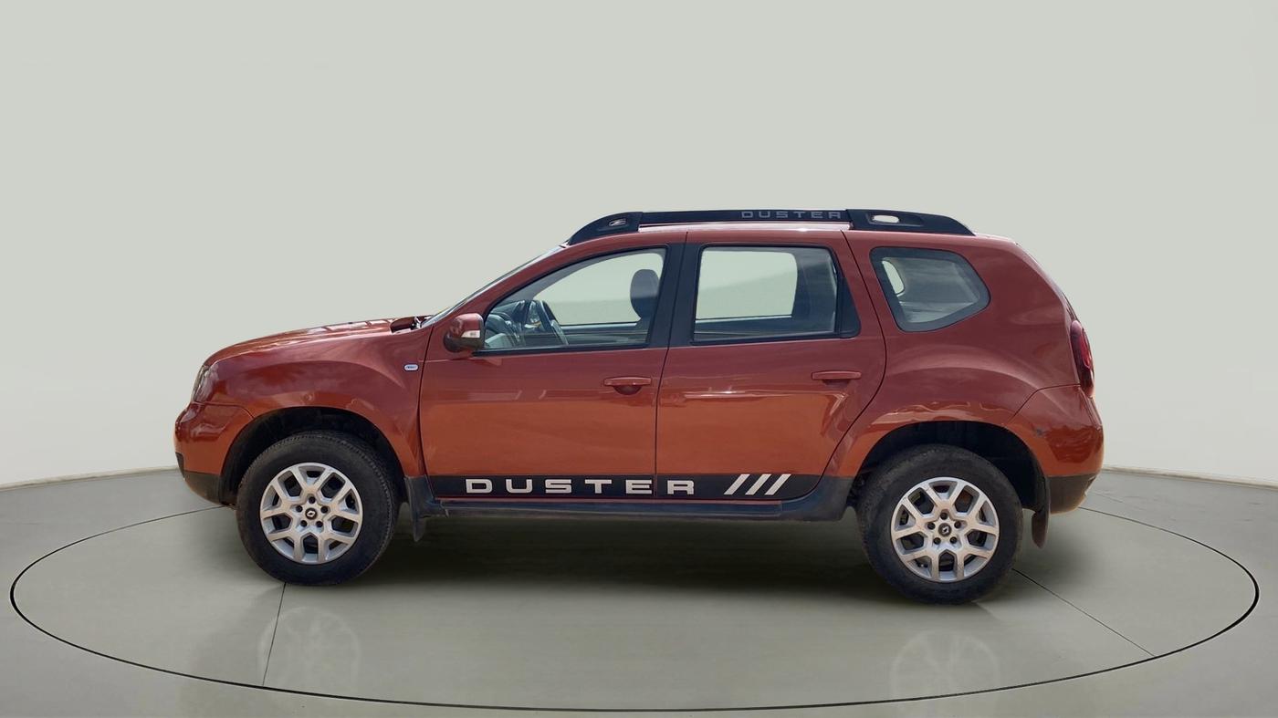 2017 Renault Duster RXL PETROL, Petrol, Manual, 67,614 km, Left Side