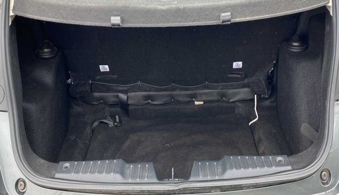 2022 Tata ALTROZ XZ PETROL, Petrol, Manual, 23,458 km, Boot Inside