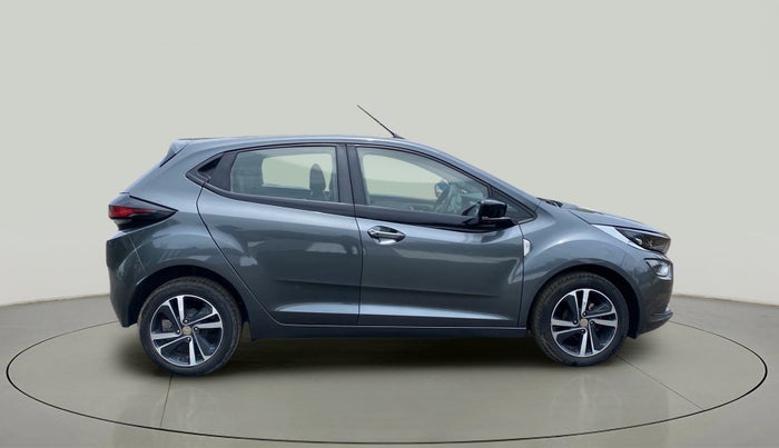 2022 Tata ALTROZ XZ PETROL, Petrol, Manual, 23,458 km, Right Side View