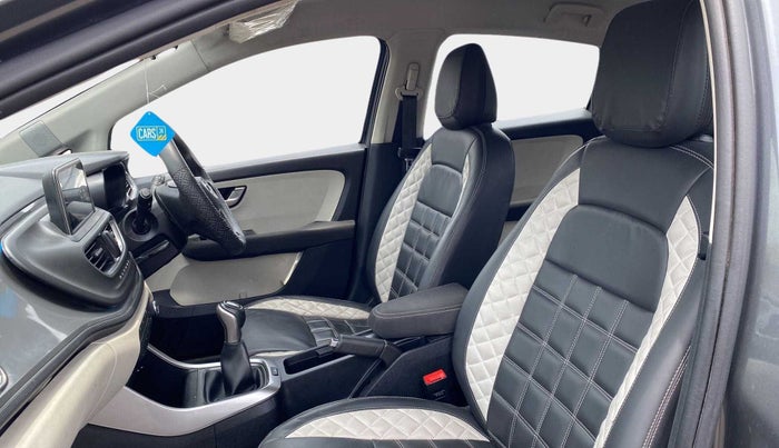 2022 Tata ALTROZ XZ PETROL, Petrol, Manual, 23,458 km, Right Side Front Door Cabin