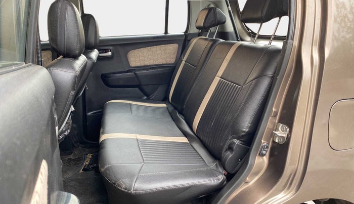 2018 Maruti Wagon R 1.0 VXI, Petrol, Manual, 38,242 km, Right Side Rear Door Cabin
