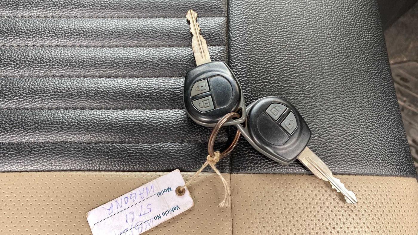 2018 Maruti Wagon R 1.0 VXI, Petrol, Manual, 38,242 km, Key Close Up