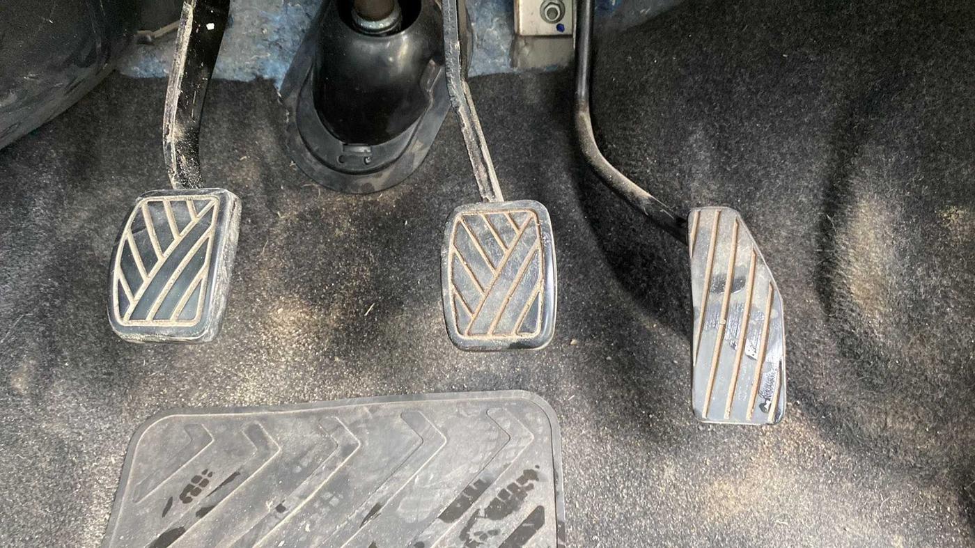 2018 Maruti Wagon R 1.0 VXI, Petrol, Manual, 38,242 km, Pedals