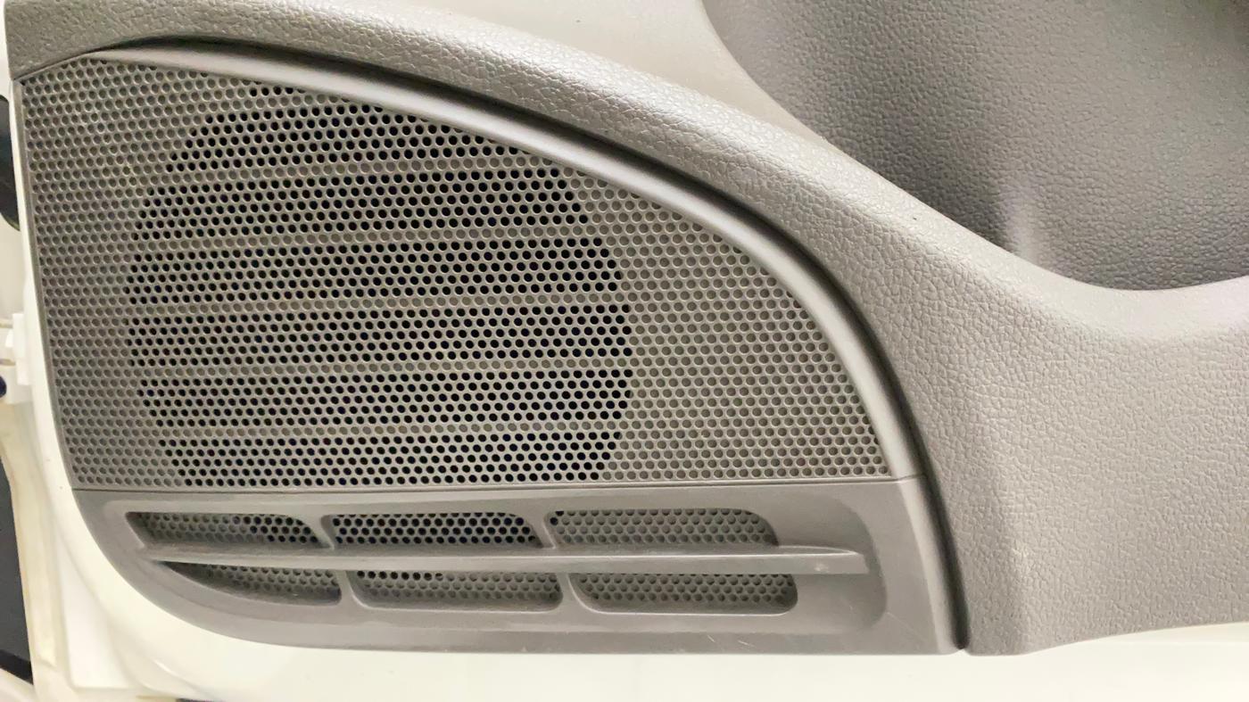 2017 Volkswagen Vento HIGHLINE PETROL AT, Petrol, Automatic, 62,617 km, Speaker