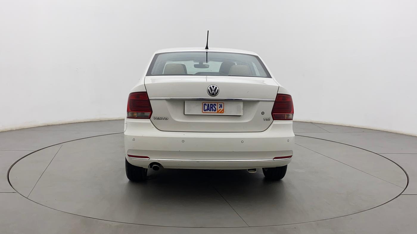 2017 Volkswagen Vento HIGHLINE PETROL AT, Petrol, Automatic, 62,617 km, Back/Rear