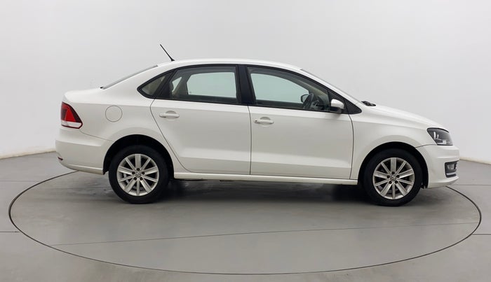 2017 Volkswagen Vento HIGHLINE PETROL AT, Petrol, Automatic, 62,617 km, Right Side View